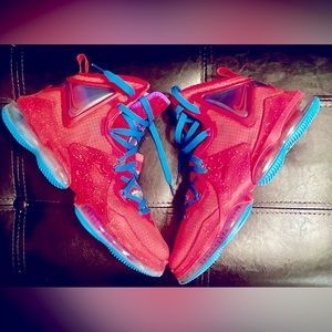 Lebron 19 Nike men’s sneakers size 11.5 new without original box! Shipping box!